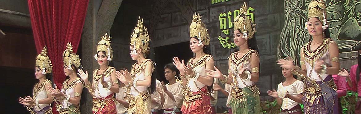 Danseuses cambodgiennes